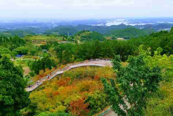 成都徒步（36）·简阳篇①龙泉山丹景台·三岔湖