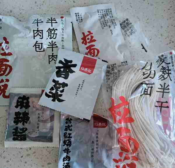 疫情反反复复，方便速食品囤点啥？12款口碑爆棚的速食好物推荐