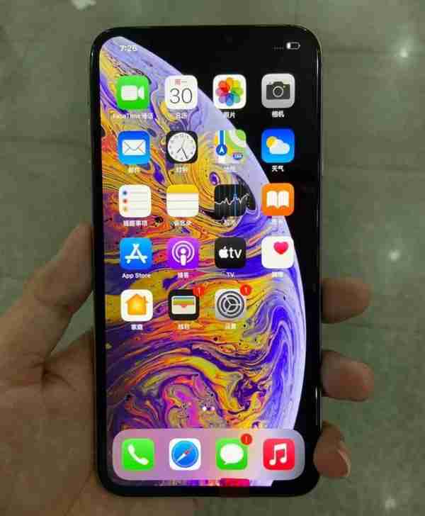 苹果 iPhone XS iPhone XR iPhone XS Max 哪款比较好呢 我们来聊聊，