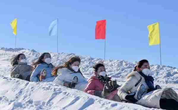 从冬奥盛会到大众健身——北京冬奥会后首个雪季见证冰雪热情延续