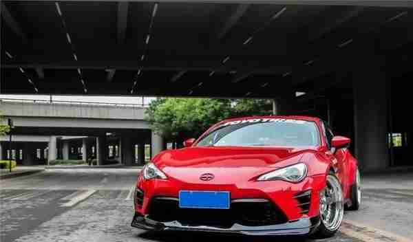 迷人烈焰——GT86火箭兔宽体改装案例