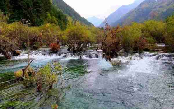 九寨沟三条旅游路线介绍，助你不虚此行轻松游玩（一）